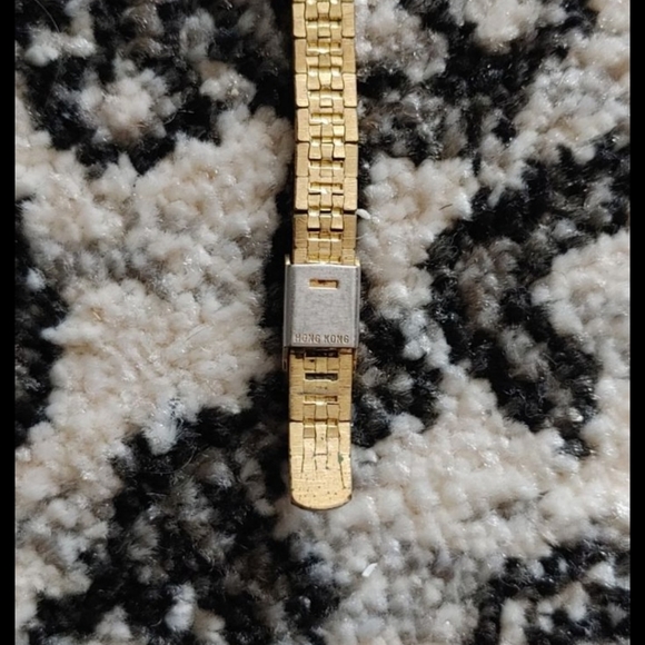 Rochelle watch - Picture 3 of 3